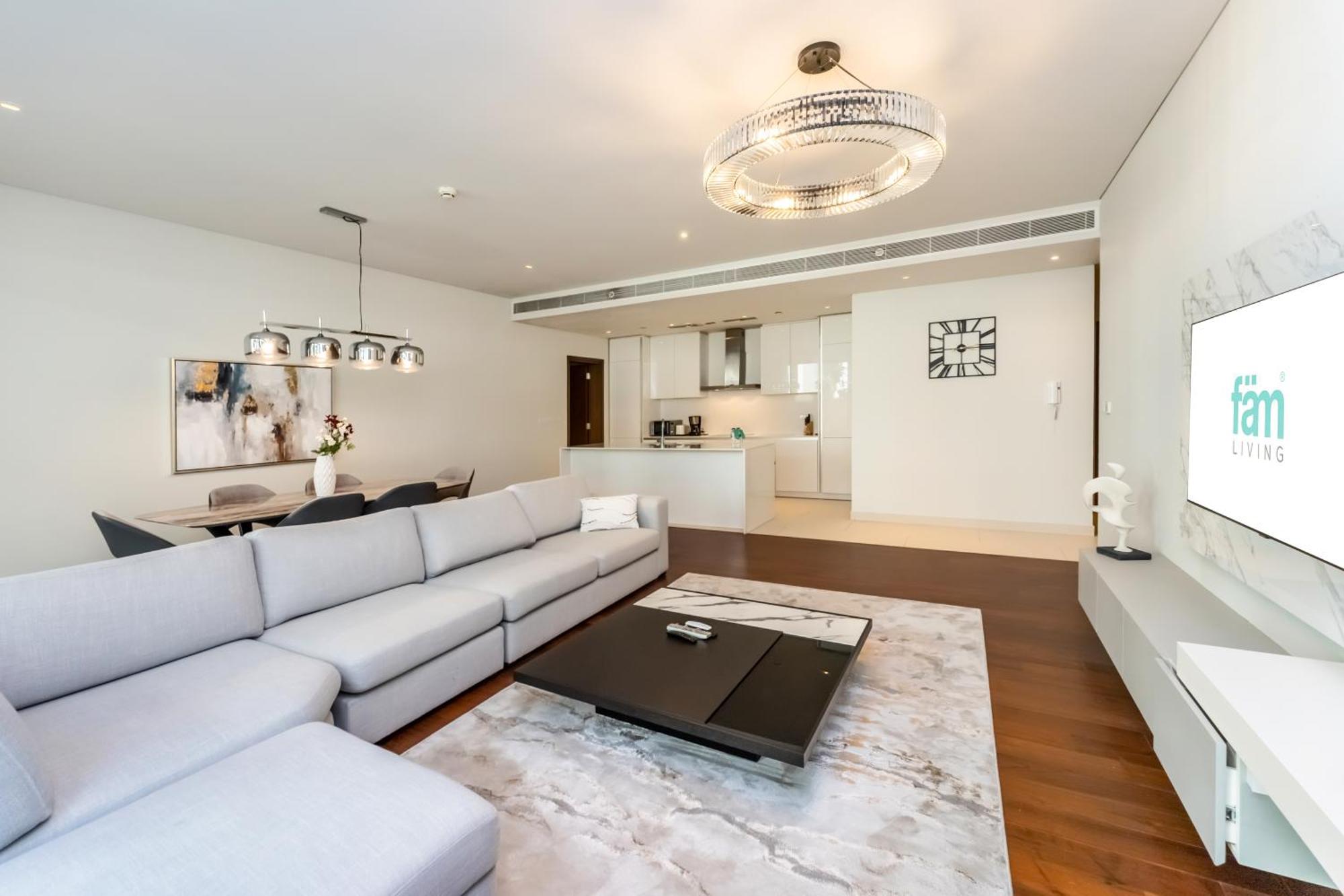 Fam Living - City Walk - Opulent Living Apartment Дубай Екстериор снимка