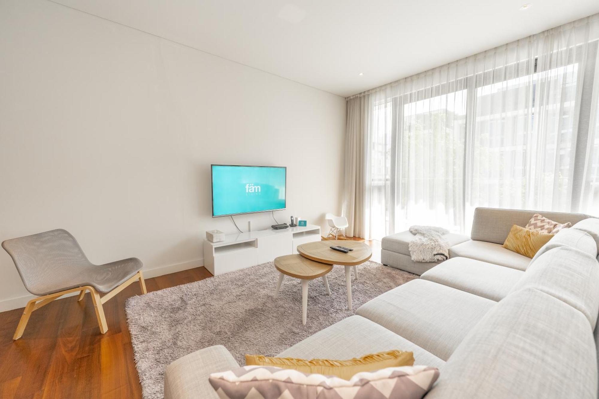 Fam Living - City Walk - Opulent Living Apartment Дубай Екстериор снимка