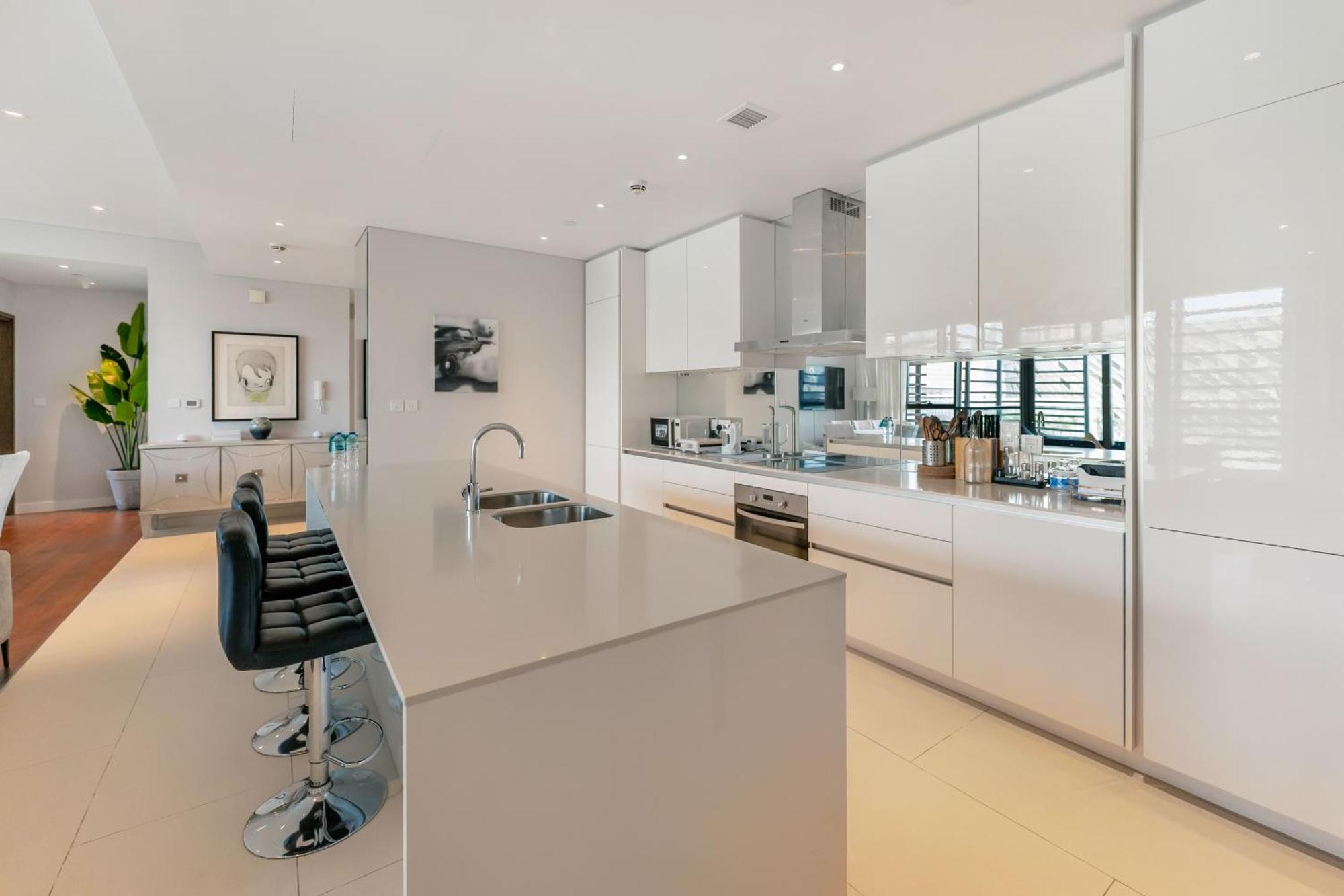 Fam Living - City Walk - Opulent Living Apartment Дубай Екстериор снимка