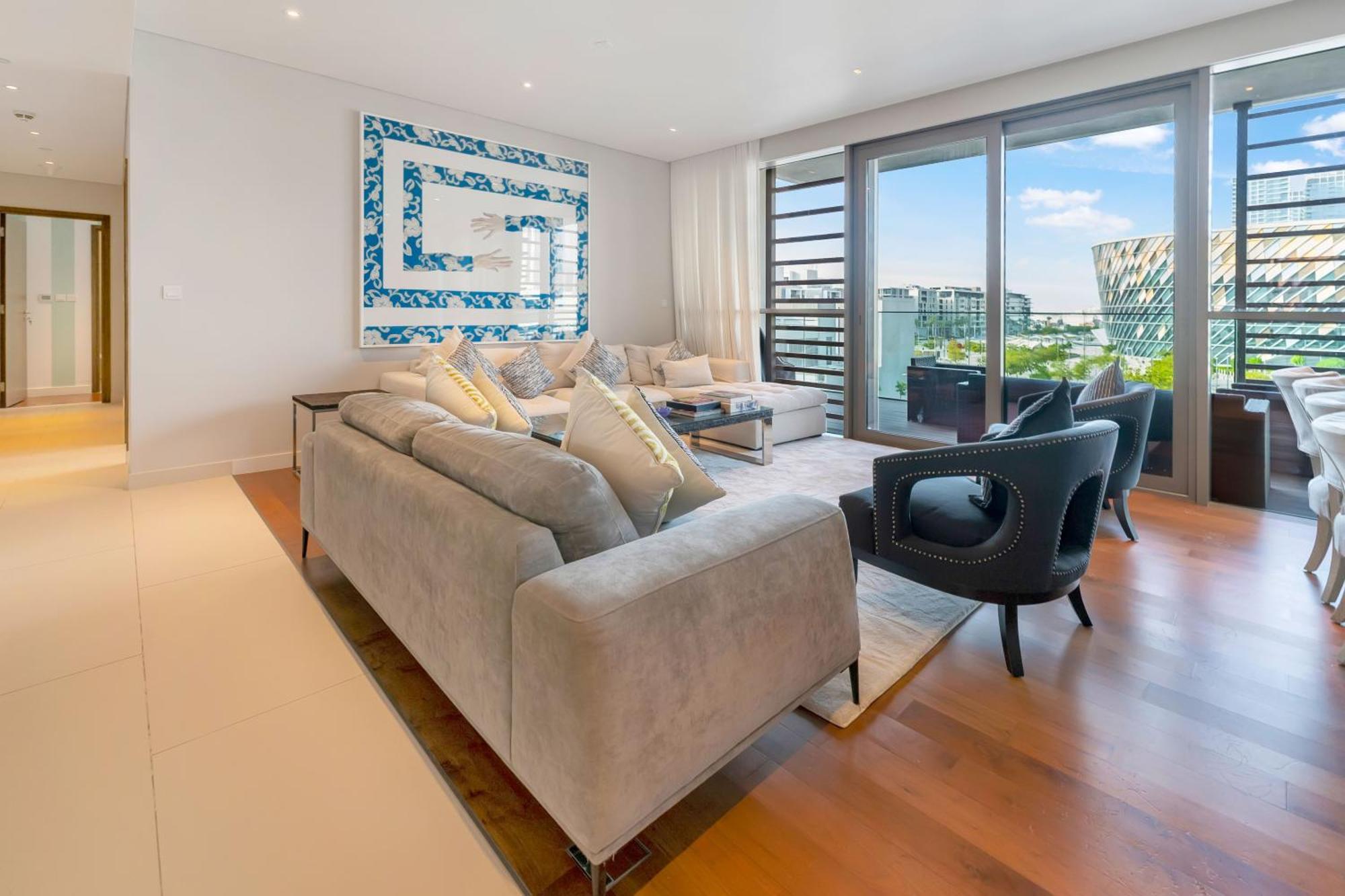 Fam Living - City Walk - Opulent Living Apartment Дубай Екстериор снимка